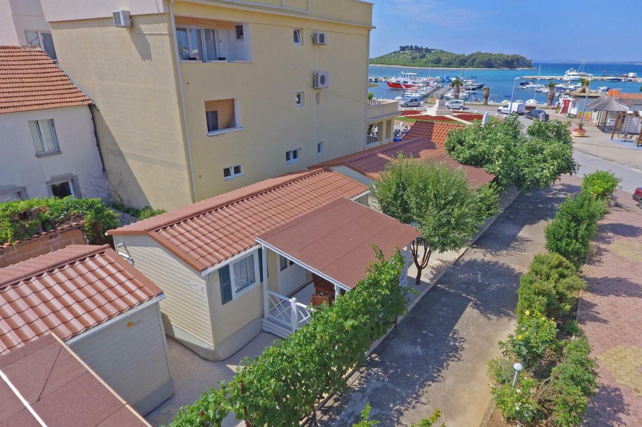 Lavender Mobile Houses Pakoštane Esterno foto