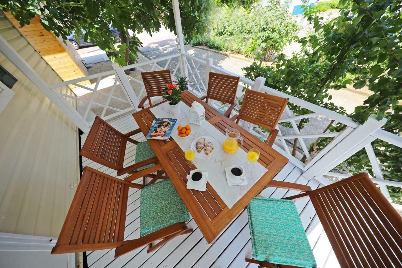 Lavender Mobile Houses Pakoštane Esterno foto
